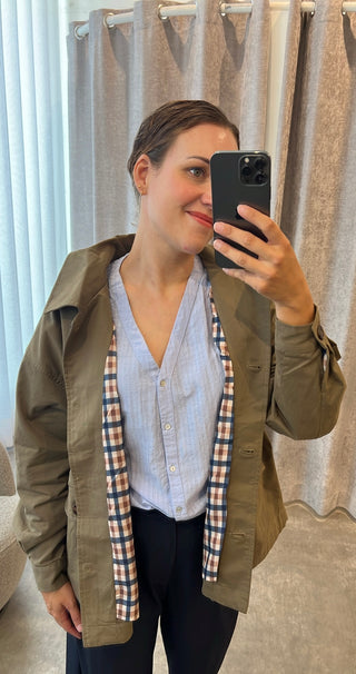NADIA VEST KHAKI