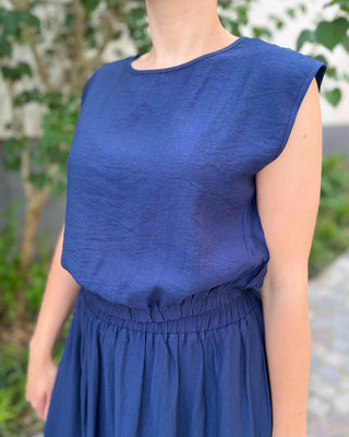 ILONA TOP NAVY (MATCHING SET)