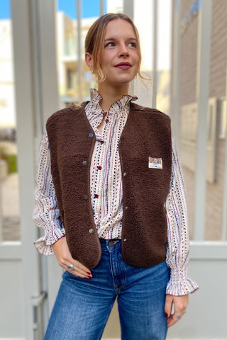 TINA VEST CHOCOLATE
