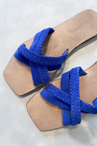 OLIN FLAT BRAID ALIVE